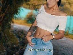 Annie_Horny