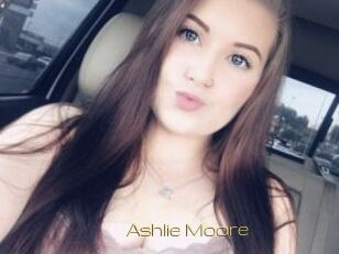 Ashlie_Moore