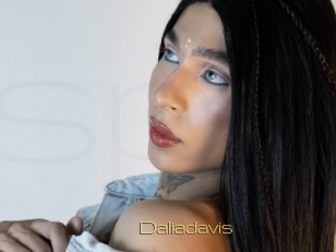 Daliadavis